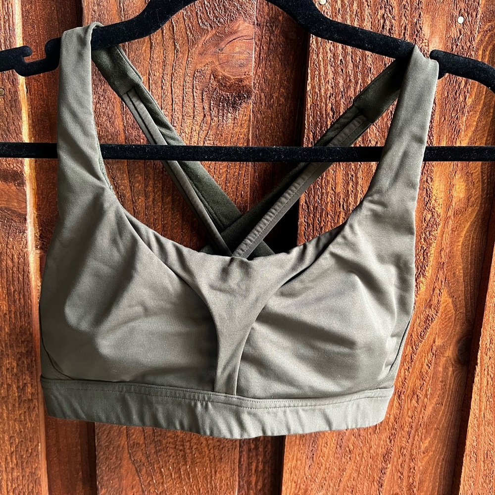 Lululemon Green Sports Bra Moisture-Wicking Racerback